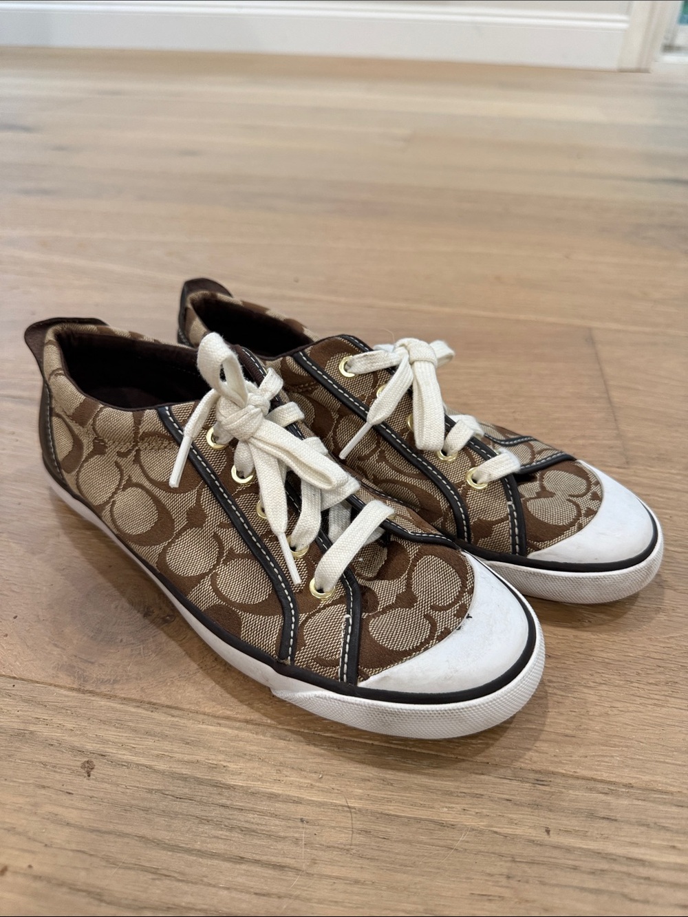Coach Barrett Signature Canvas Low-Top Sneakers in Brown/Tan